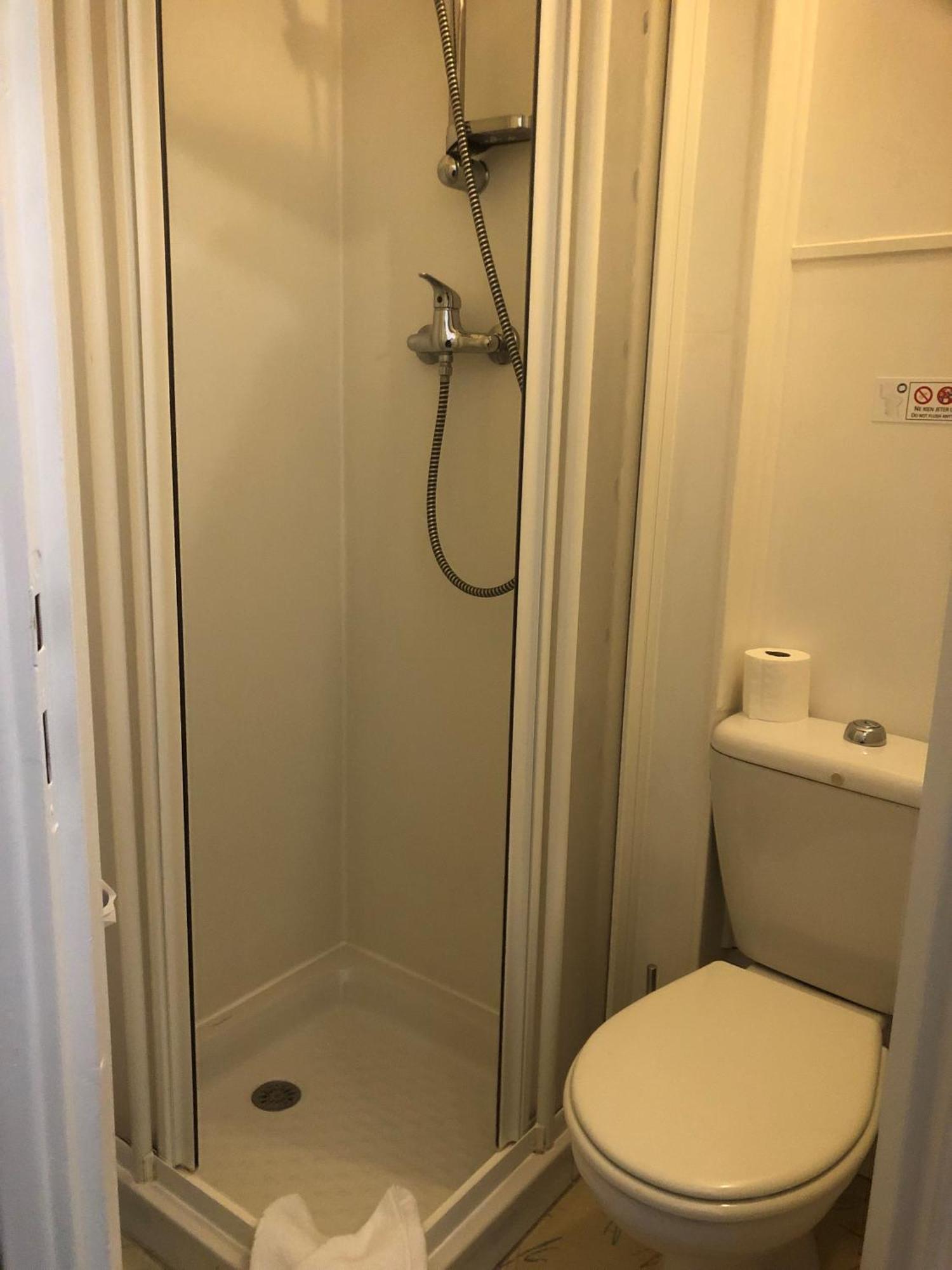 אוויאן-לה-באן Hotel Continental מראה חיצוני תמונה