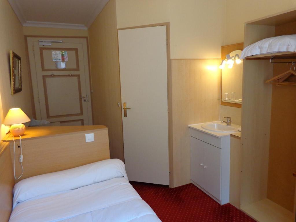 אוויאן-לה-באן Hotel Continental חדר תמונה